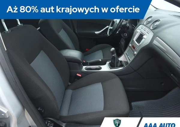 Ford Mondeo cena 25500 przebieg: 127768, rok produkcji 2010 z Ujazd małe 277